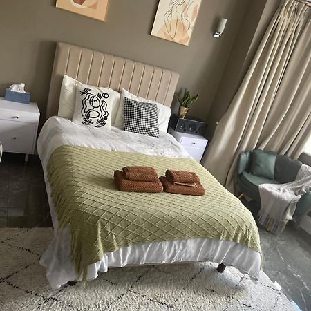 Modern Huge Double Room With Private Bathroom In Colindale Edgware Exterior photo